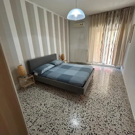 Mont Saint Michel Apartament Bari